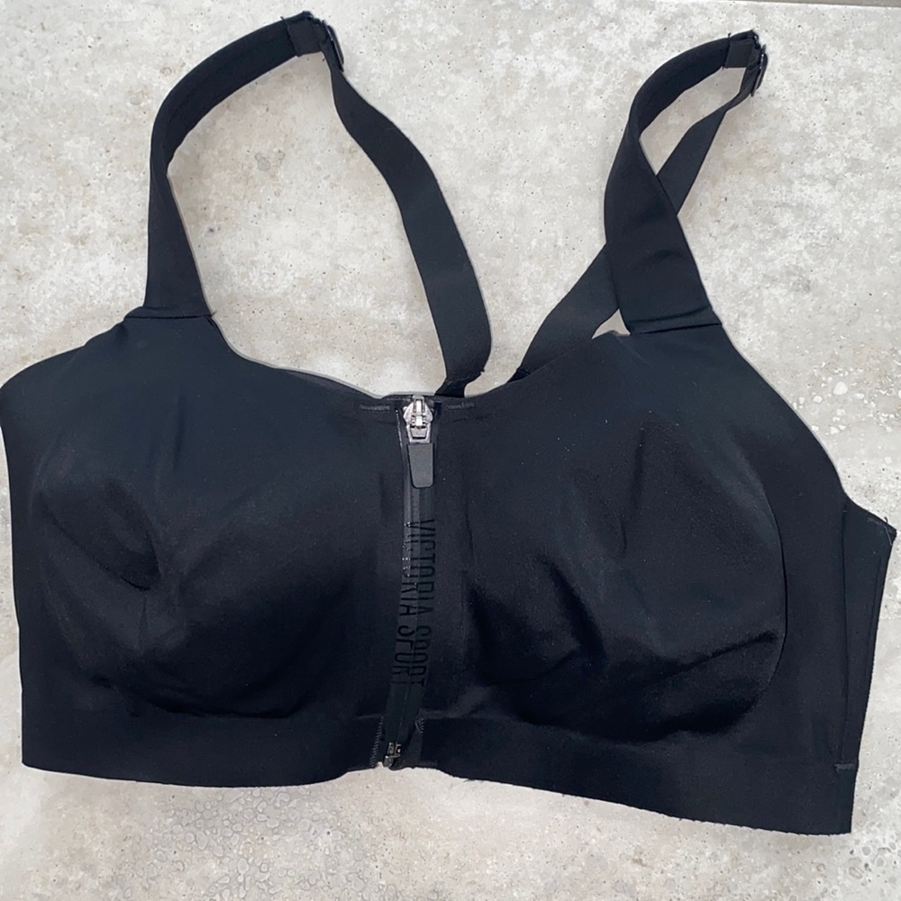 Black Victorias Secret SPORT double lined sports bra